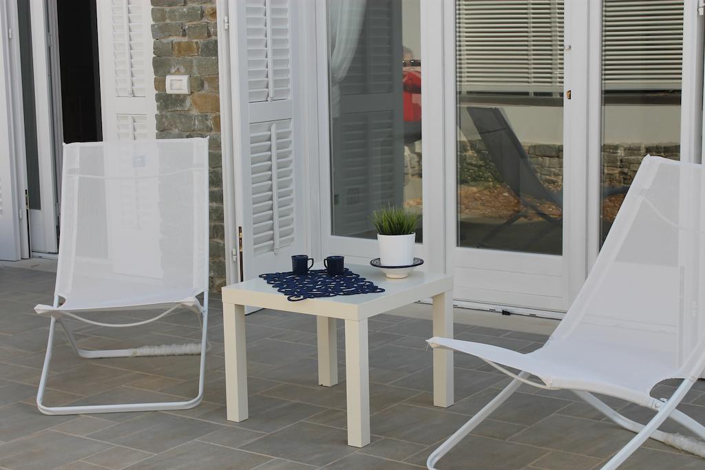 Mondello Suites Feels Like Home Bagian luar foto