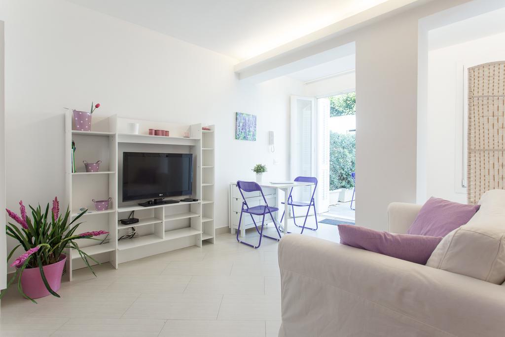 Mondello Suites Feels Like Home Bagian luar foto