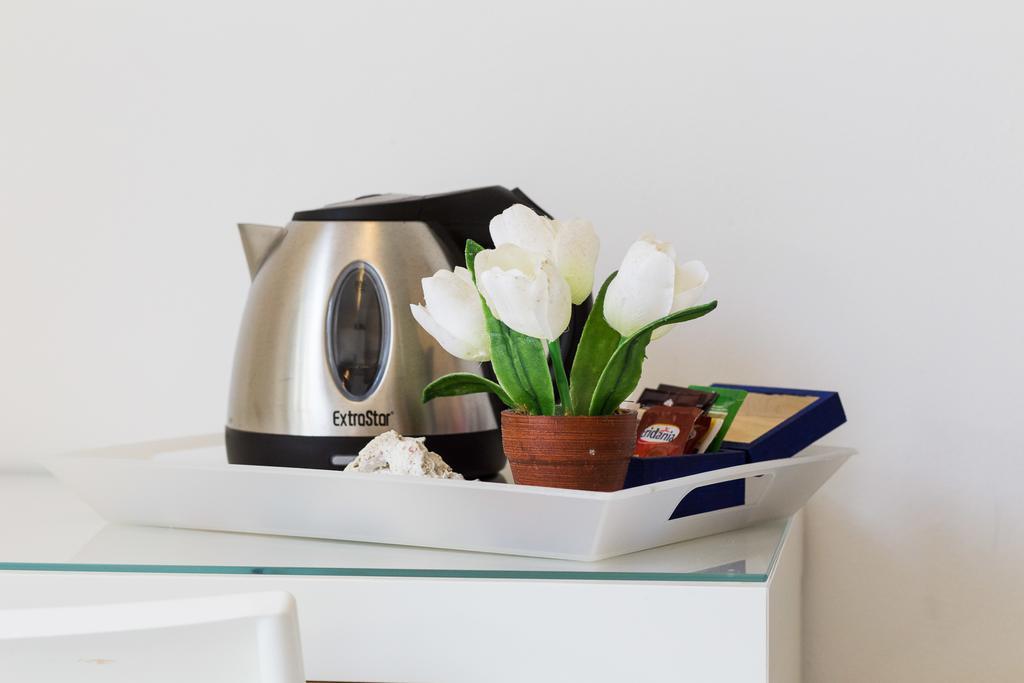 Mondello Suites Feels Like Home Bagian luar foto