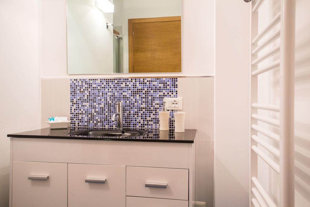 Mondello Suites Feels Like Home Bagian luar foto