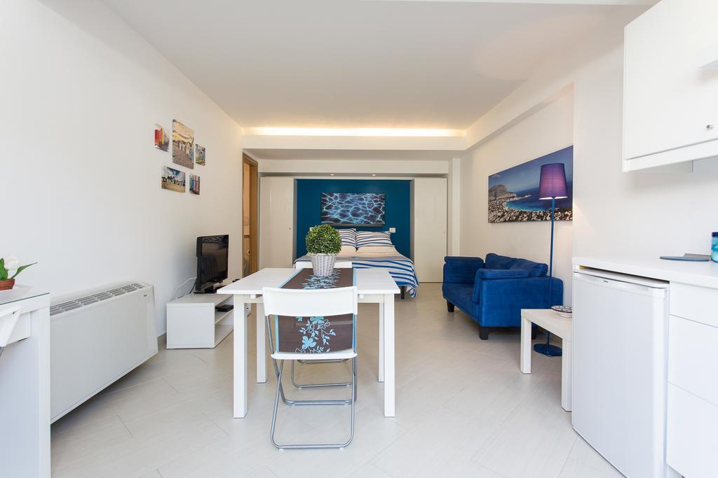 Mondello Suites Feels Like Home Bagian luar foto