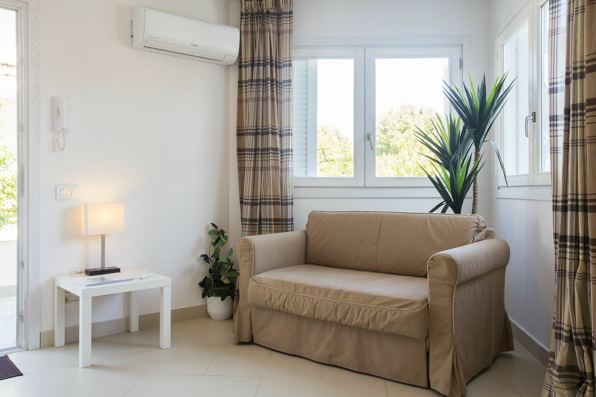 Mondello Suites Feels Like Home Bagian luar foto