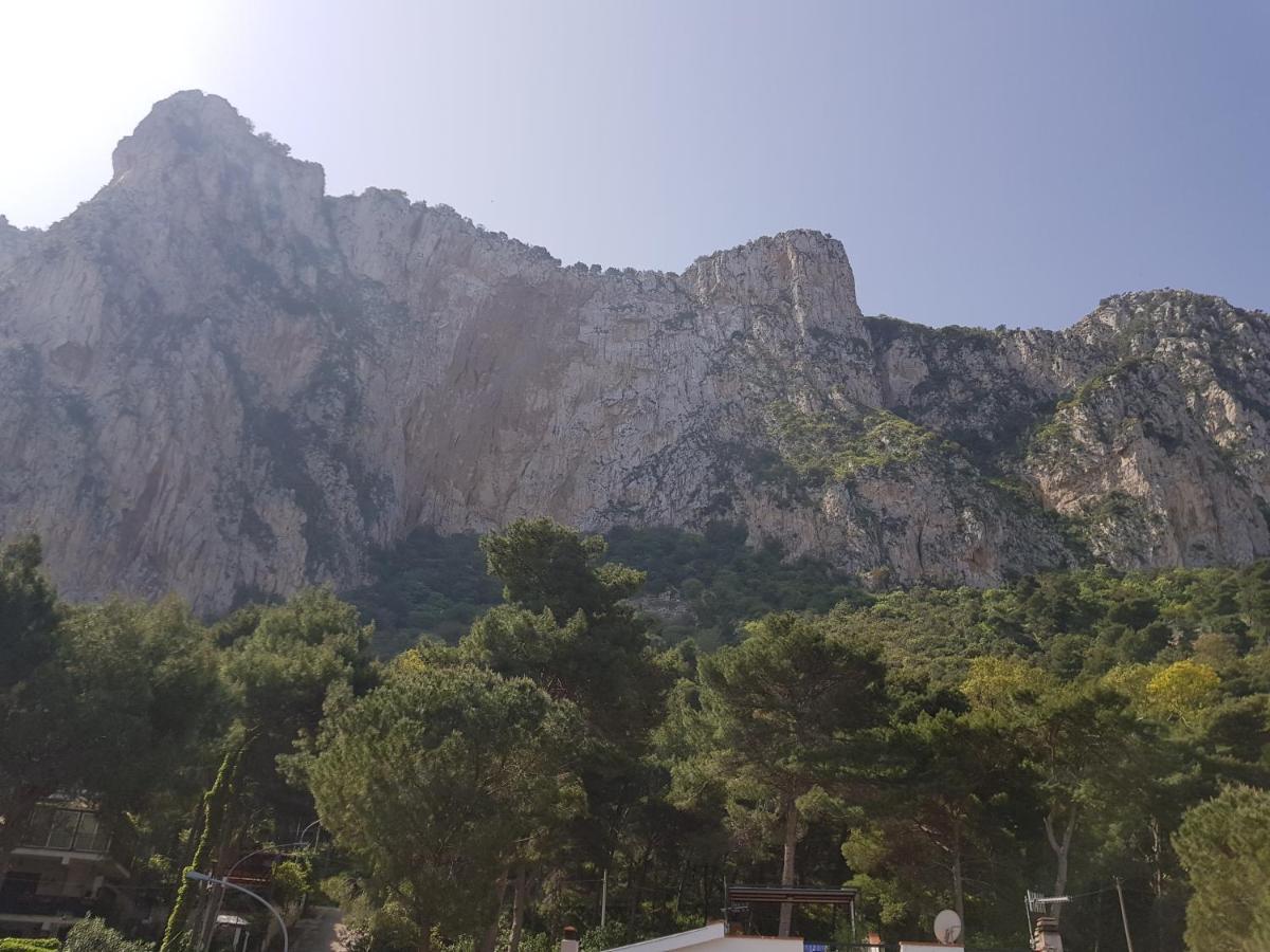 Mondello Suites Feels Like Home Bagian luar foto